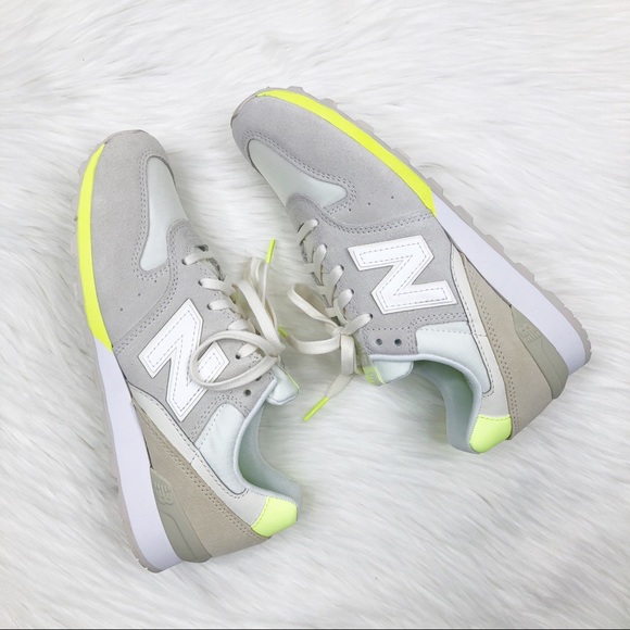New Balance Shoes - ❤️SOLD❤️ New Balance Sneaker Running Shoes 7.5